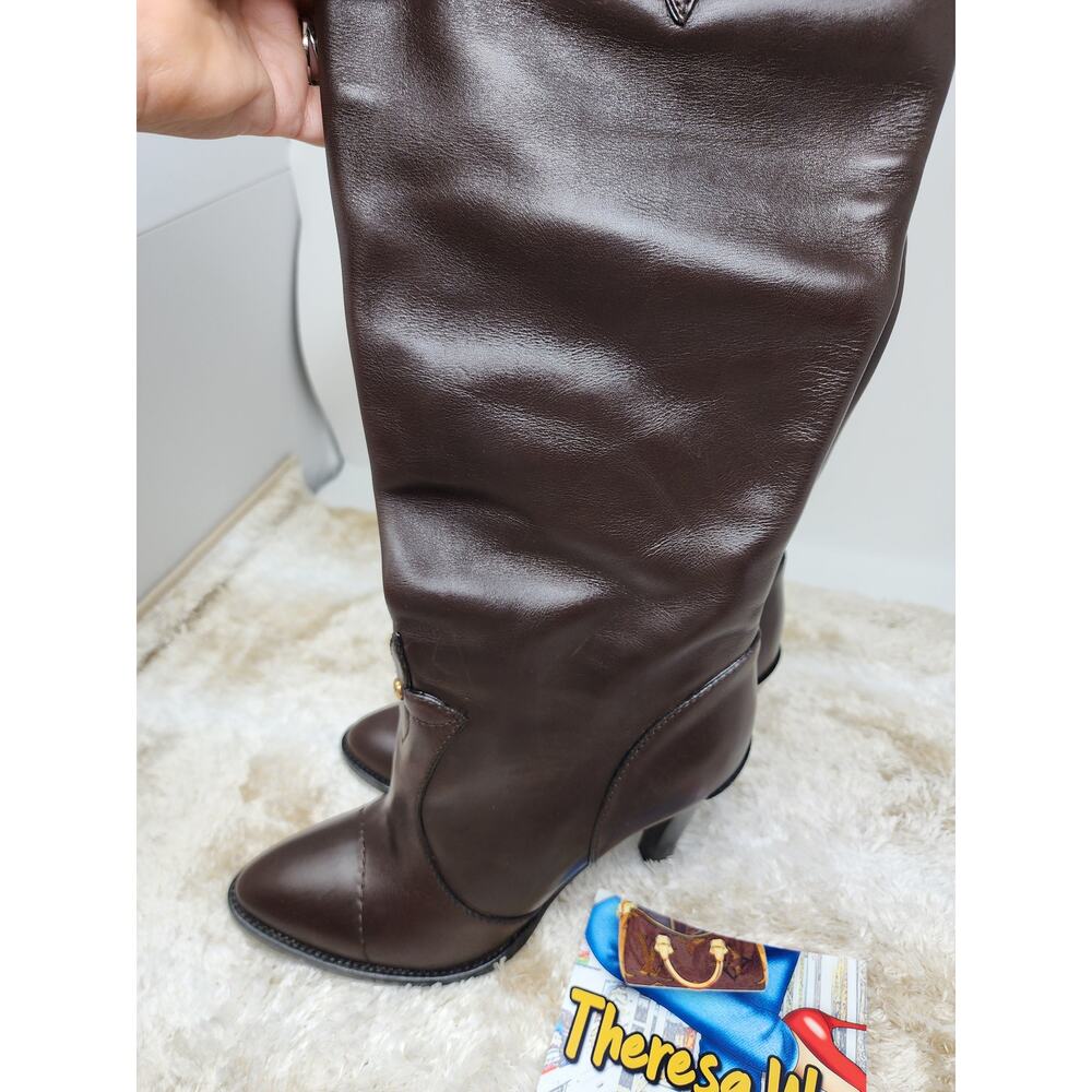 LOUIS VUITTON BROWN KNEE HIGH TALL LOGO LEATHER BOOTS - SIZE 41 - Picture 8 of 16